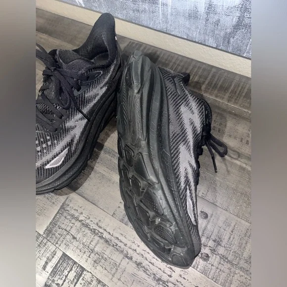 Hoka Clifton 9 women's training shoe SZ 6 - Picture 9 of 12